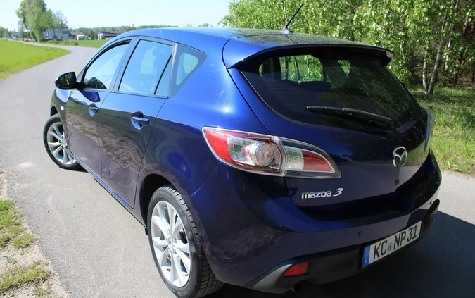 Mazda 3 cena 24500 przebieg: 110653, rok produkcji 2011 z Łęczyca małe 596